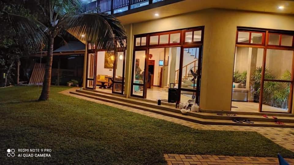 Aurora Lagoon Front Negombo Ngoại thất bức ảnh